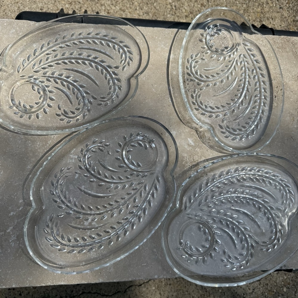 Vintage Federal Glass Homestead Wheat Plates: Mid-Century Snack Set of 5